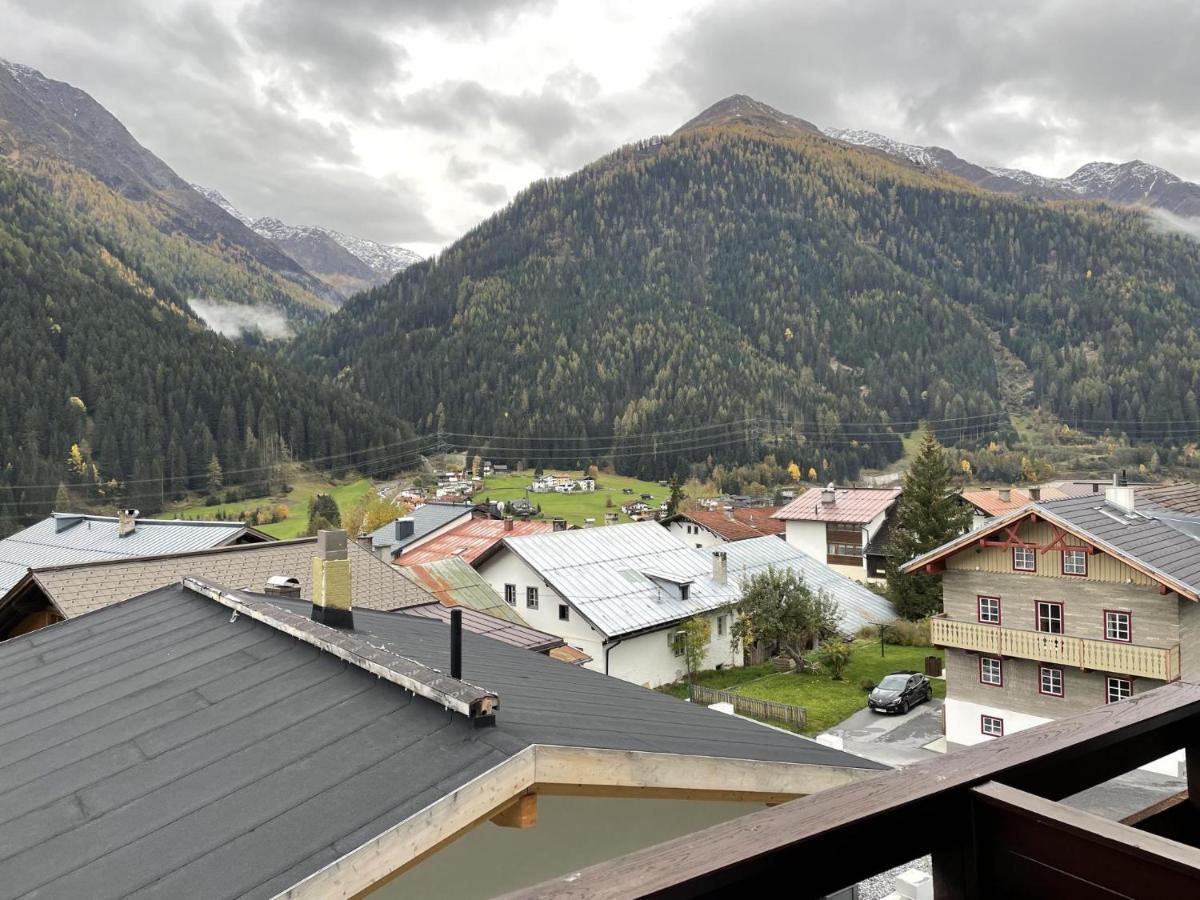 Hotel Arlbergsun Pettneu am Arlberg Exterior foto